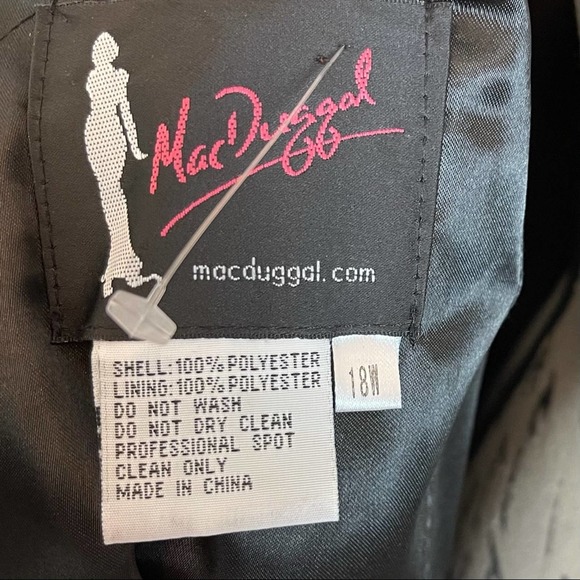 MAC DUGGAL NWOT Black Beaded Lace Bodice Gown 18W - Picture 9 of 11